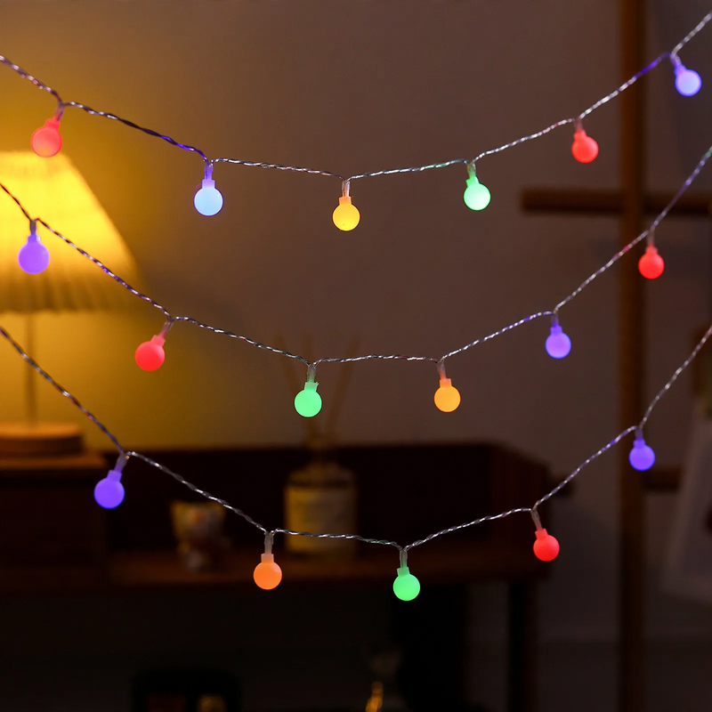 LED string lights with star and moon motifs