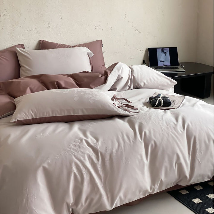 High-quality cotton bedding set with jacquard weaving