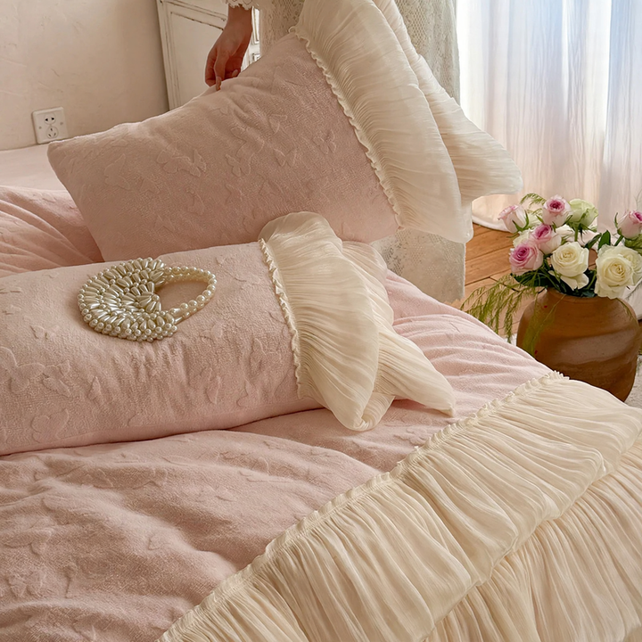 Milk fiber bedding with lace edge, 4-piece