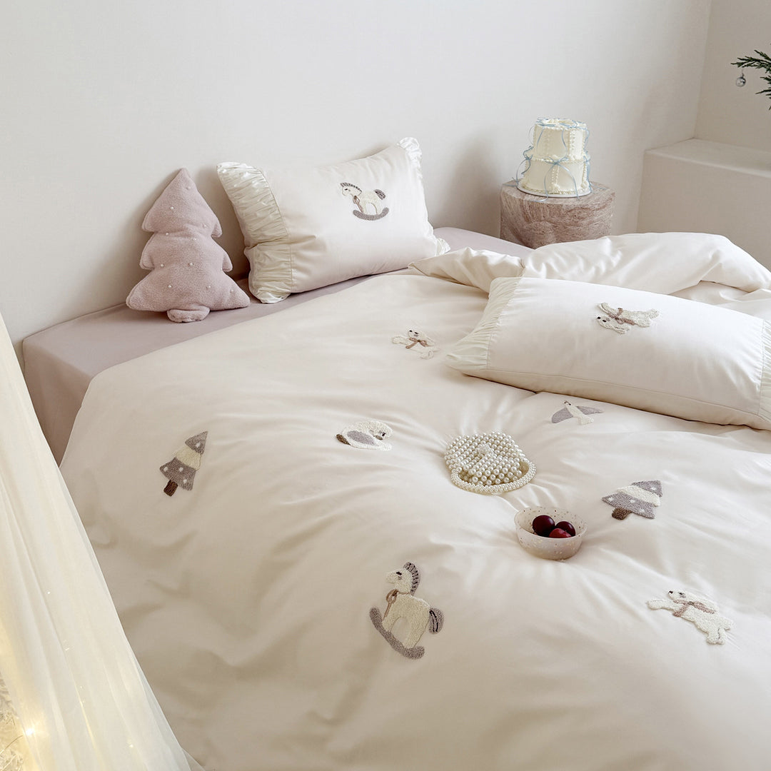Premium cotton bedding set with embroidery, 100 thread count