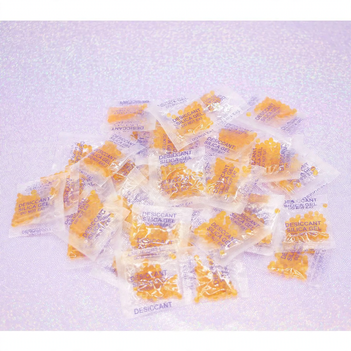 Reusable silicone desiccant bags