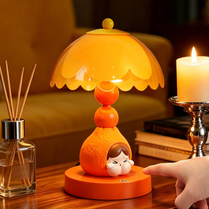 Mandarin table lamp in cartoon design