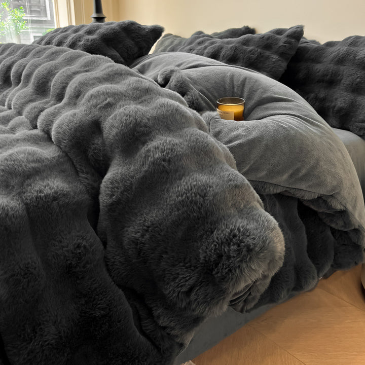 Winter bedding set made of thick milk fiber fleece