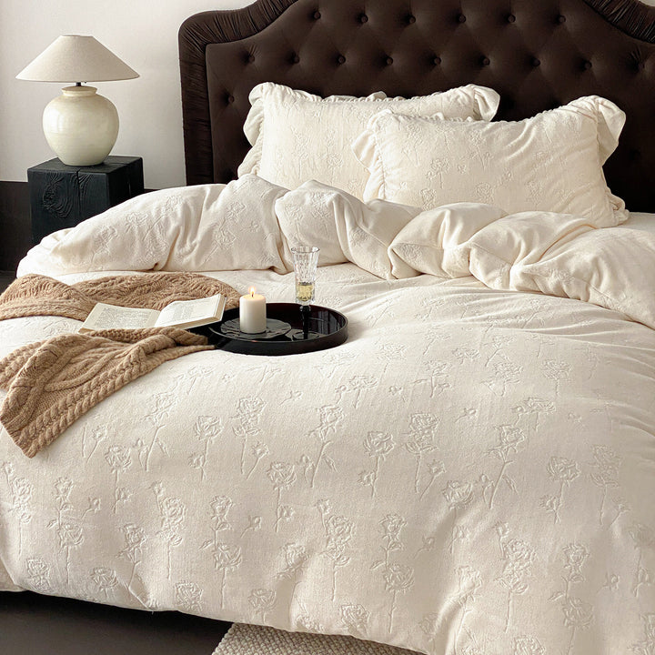Milk fiber bedding set with floral pattern, 4-piece