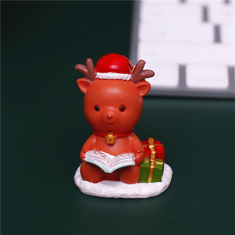 Classic Christmas light decoration made of resin