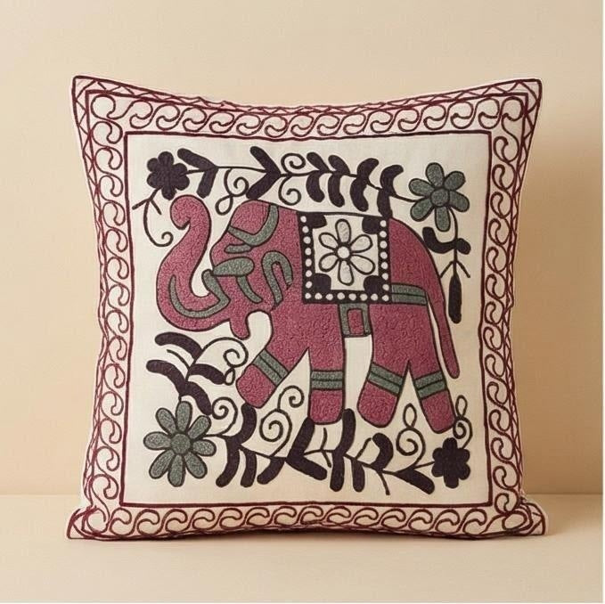Embroidered cushion cover with elephant design, 45×45 cm