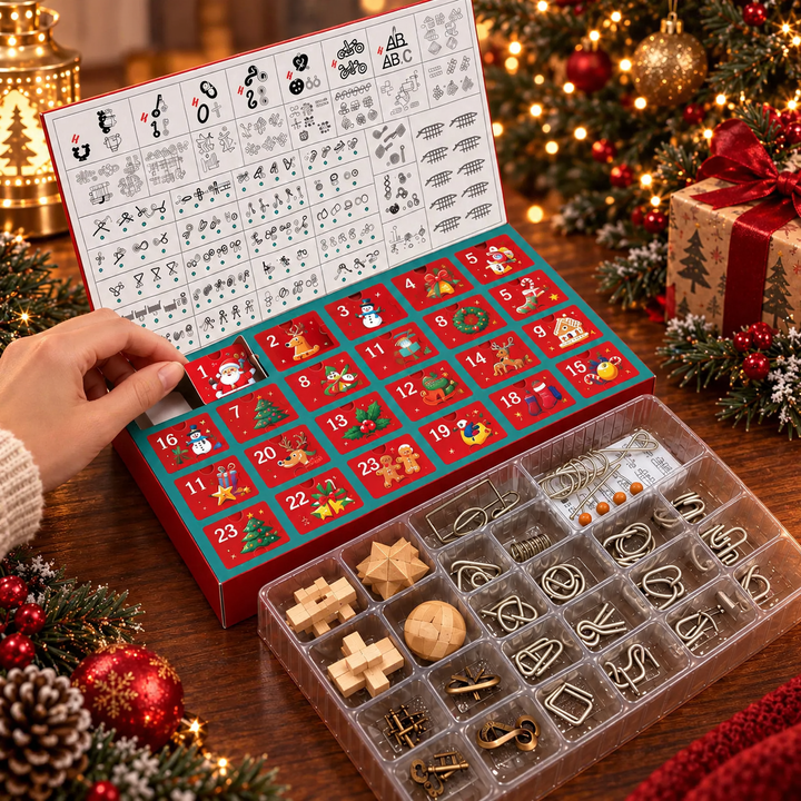 Advent calendar with 24 patience games and puzzle tasks