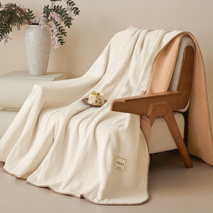 Waffle throw blanket made of milk fiber fleece
