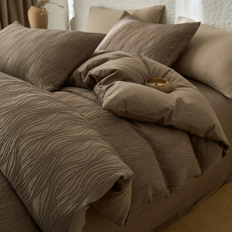 Cotton bedding set, textured pattern, washed