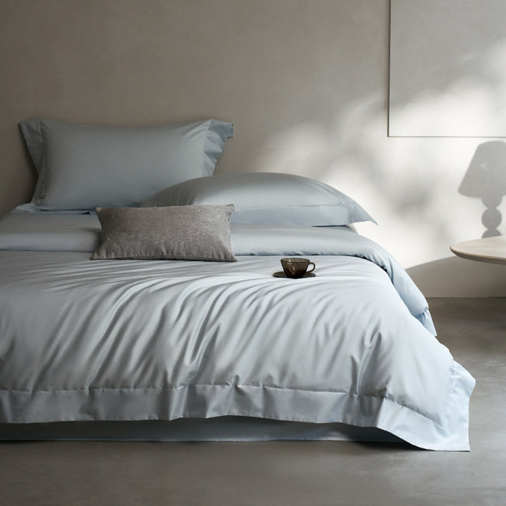 Cotton bed linen set, plain, satin weave