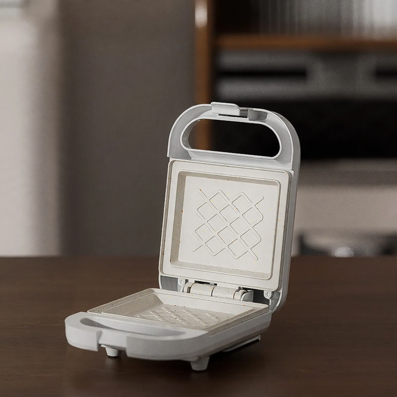 Multifunction toaster with grill and cooking function