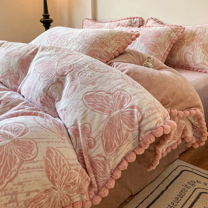 Luxurious winter bedding set made of milk fiber fleece