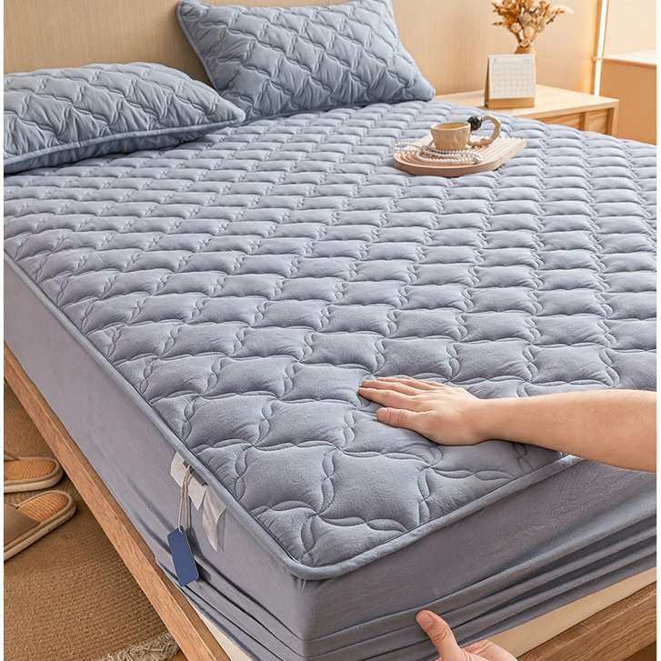 Quilted cotton fitted sheet, breathable