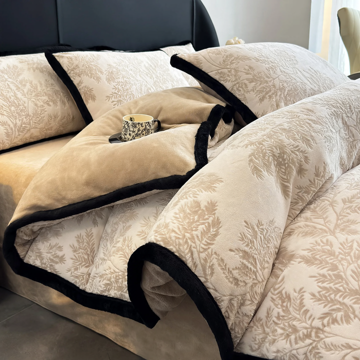 Luxurious milk fiber fleece bedding set, geometric/floral