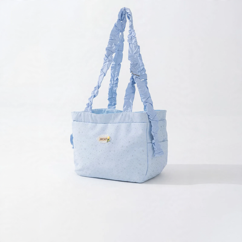 Portable pet carrier bag with shoulder strap