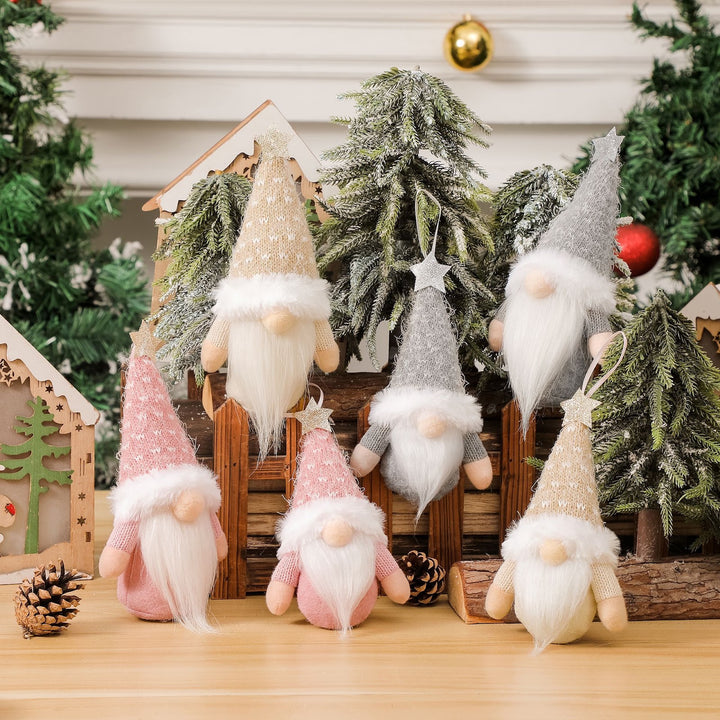 Gnome figure with knitted hat and star