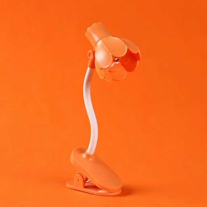 Mini clamp lamp for bedside table and student dormitory