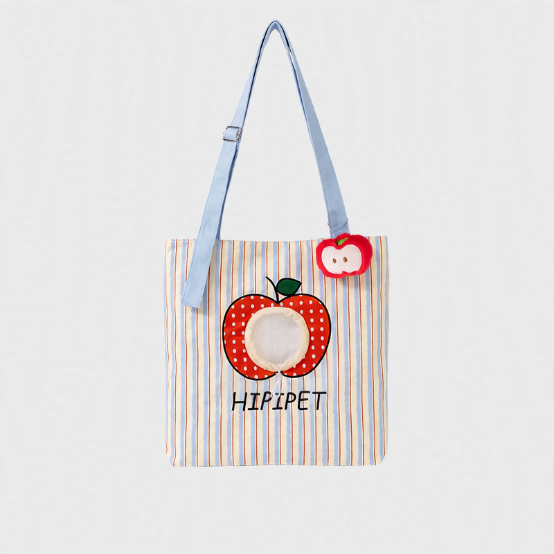 Portable pet carrier bag with shoulder strap