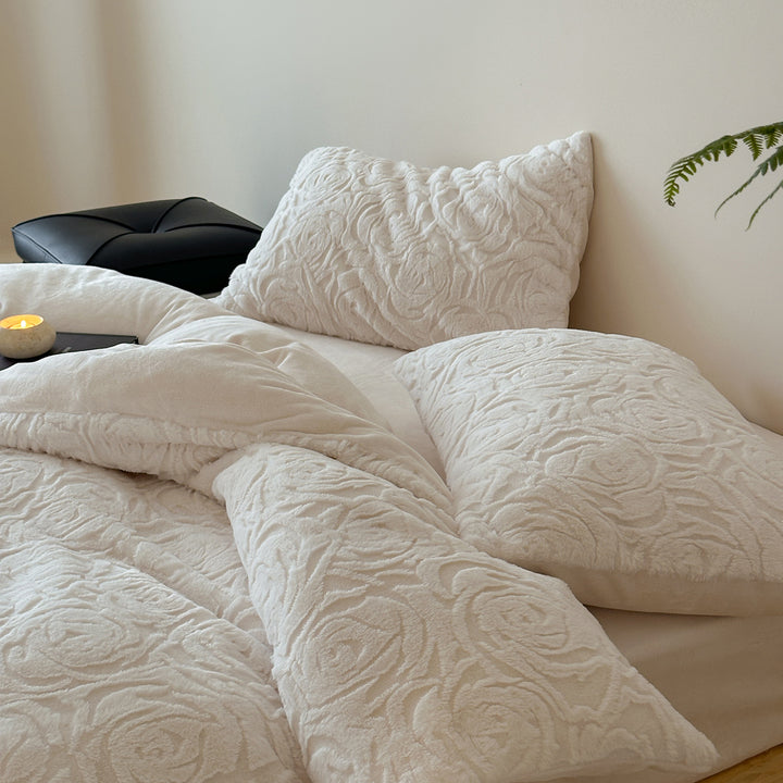 Milk fleece bedding set, 320g, with embossing pattern