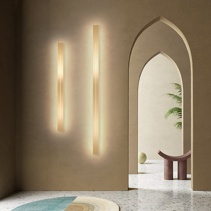 Modern LED Wall Lamp - LumièreGold | Stornfield