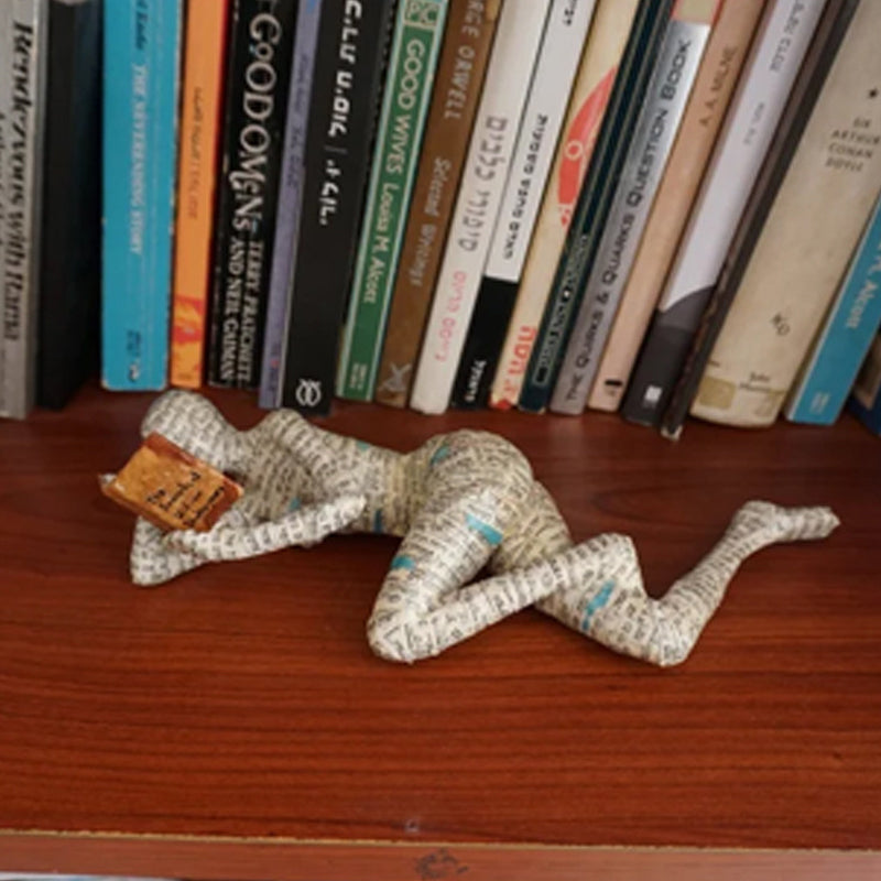Resin Modern Reading Woman Statue Ornament in The Shape of a Scholar | Stornfield