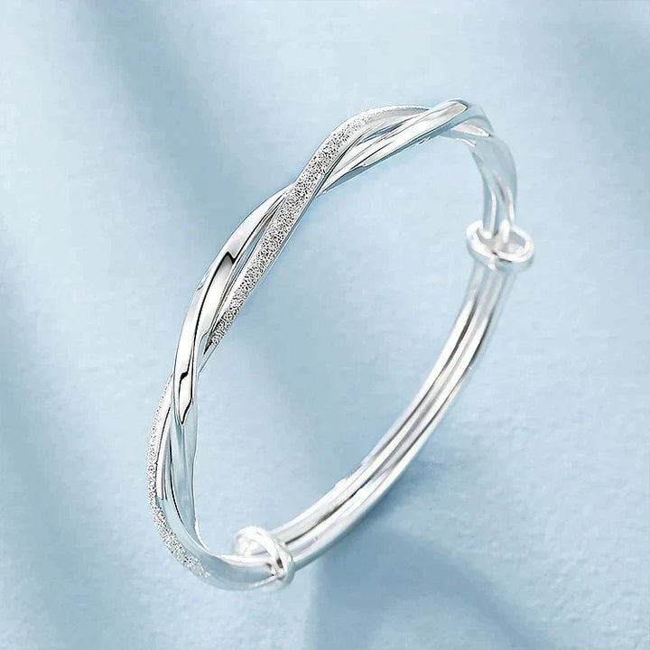 Elegant Twisted Silver Bracelet Stornfield