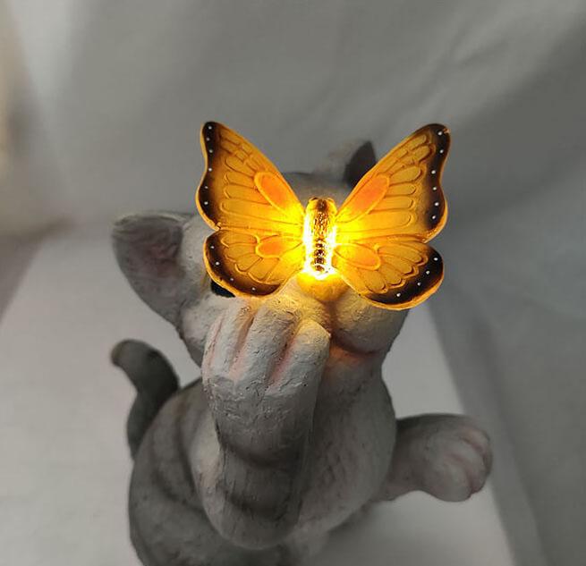 Stornfield | SolarPurr Lumière de Jardin | Figurine de Chat LED avec Papillon | Énergie Solaire | Résistant aux Intempéries | Décoration Extérieure