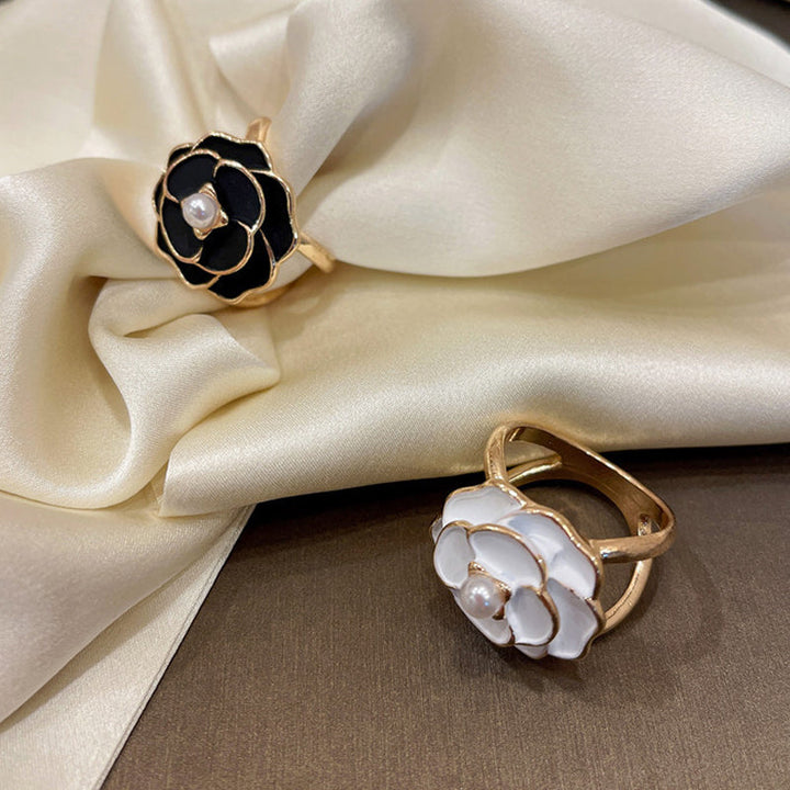 Camellia Scarf Buckle Stornfield