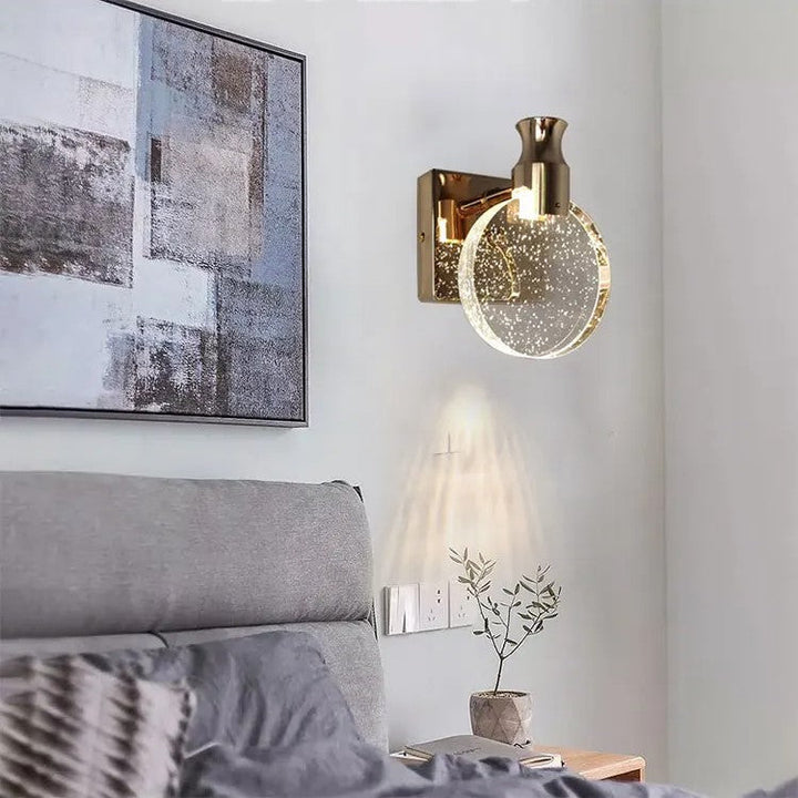 Elegant wall lamp for demanding lighting | Stornfield