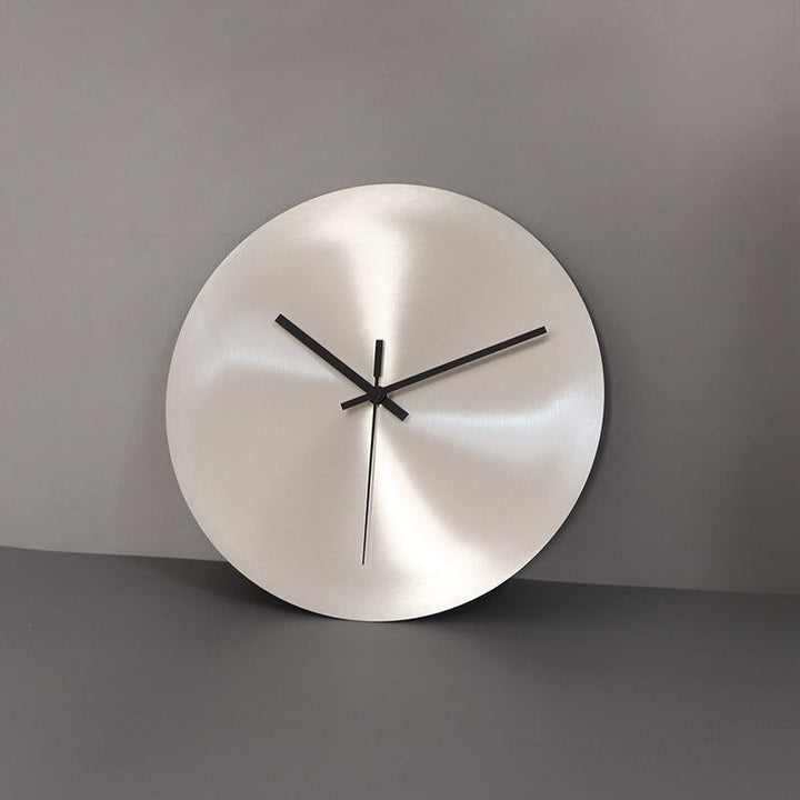 TijdStaal Wall Clock – Modern Stainless Steel Clock with Sleek Design and Large Numbers | Stornfield