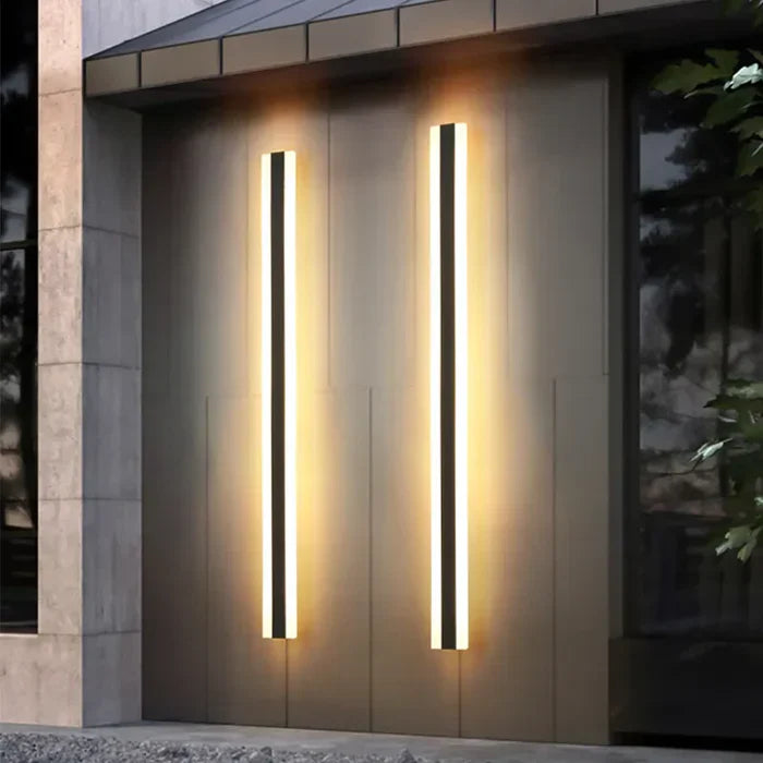 RainGuard Light - Sustainable Weather-Resistant Wall Lamp | Stornfield