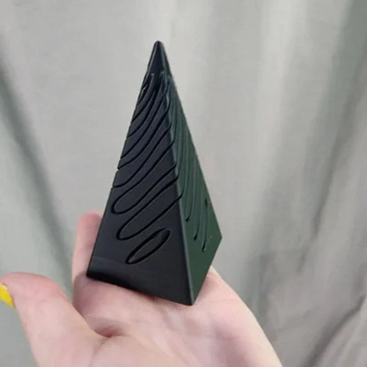 Impossible pyramid passage sculpture | Stornfield