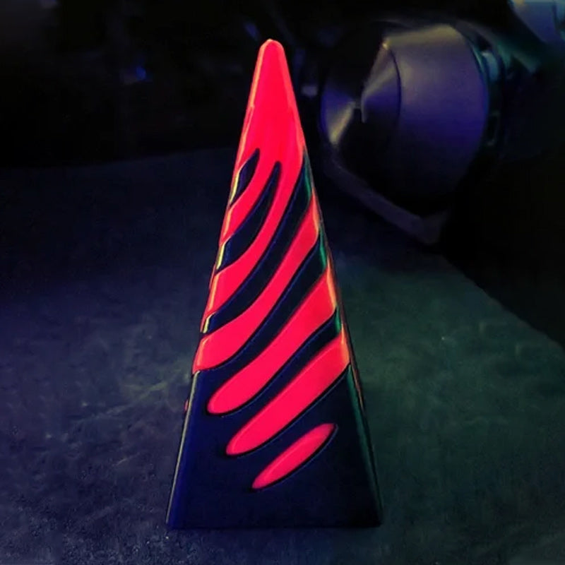 Impossible pyramid passage sculpture | Stornfield