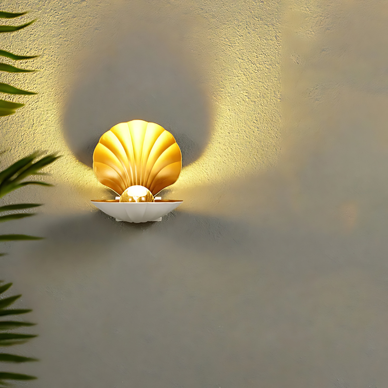 Outdoor wall lamp with WeatherSeal protection | Stornfield