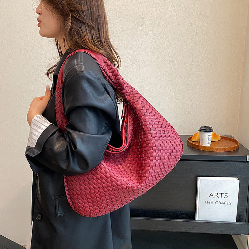 Elegant woven bag for women | Stornfield