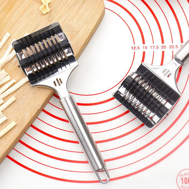 Noodle Spaghetti Cutter Roller | Stornfield