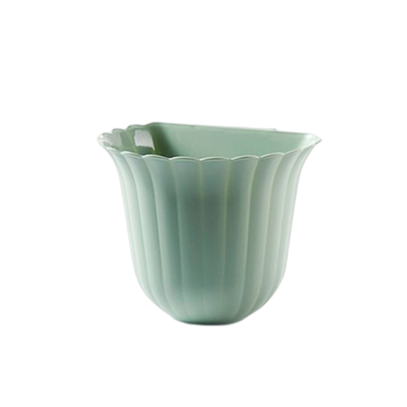 Wall-mounted trash can for the kitchen | Stornfield