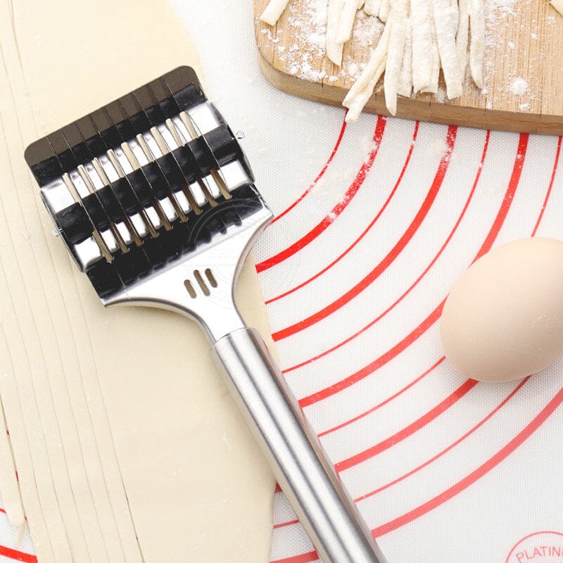 Noodle Spaghetti Cutter Roller | Stornfield