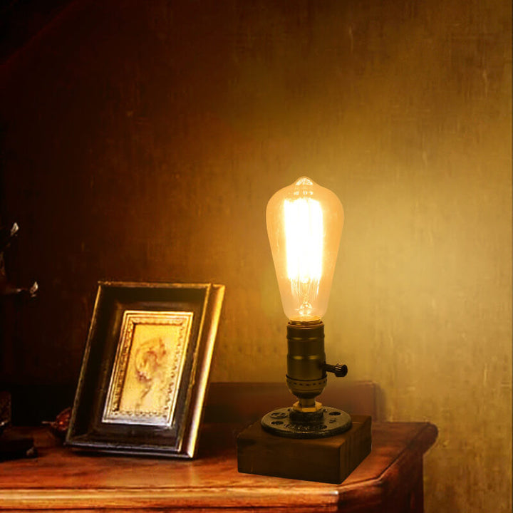 Stornfield | Industrial Vintage Iron 1-Light Bulb Table Lamp