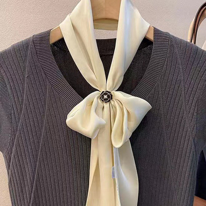Camellia Scarf Buckle Stornfield