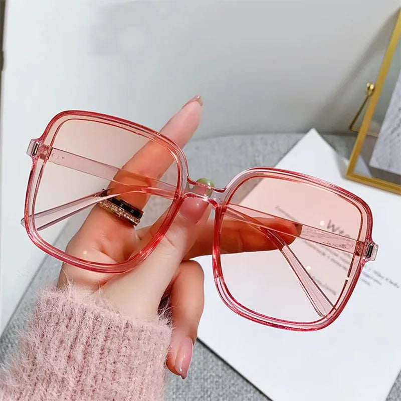 Sheena Sunglasses | Oversized & Classic | Stornfield