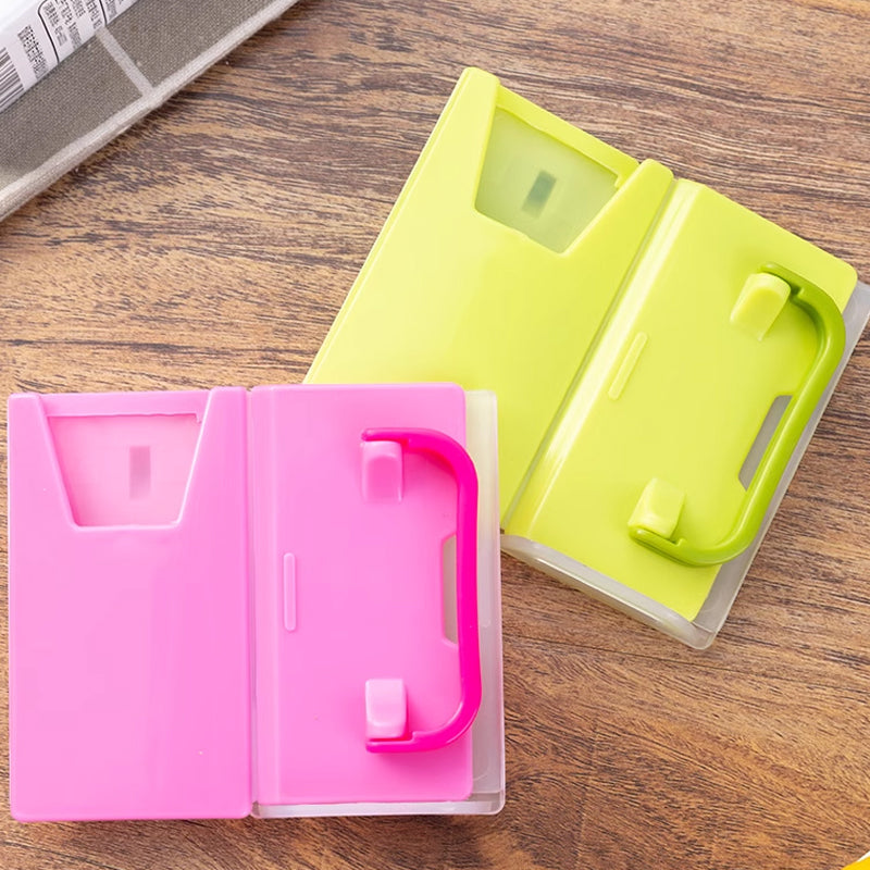 Spill-proof drink holders for children | Stornfield