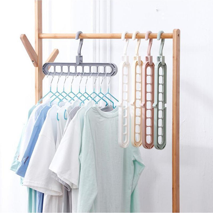 360 Rotating Anti-skid Folding Hanger | Stornfield