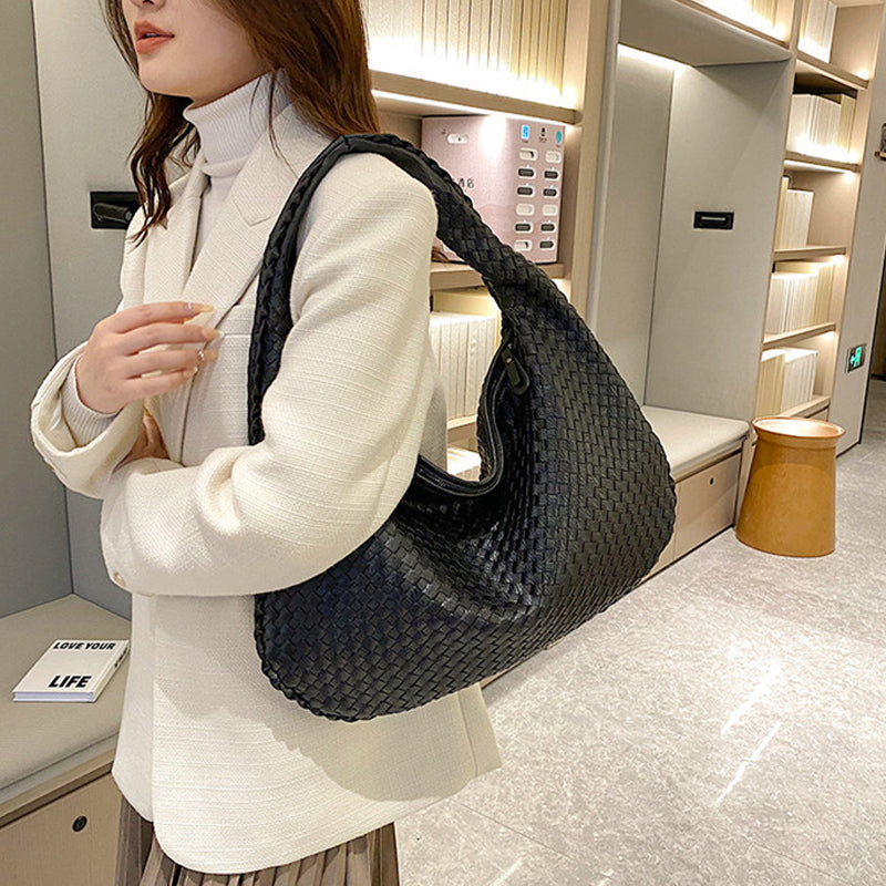 Elegant woven bag for women | Stornfield
