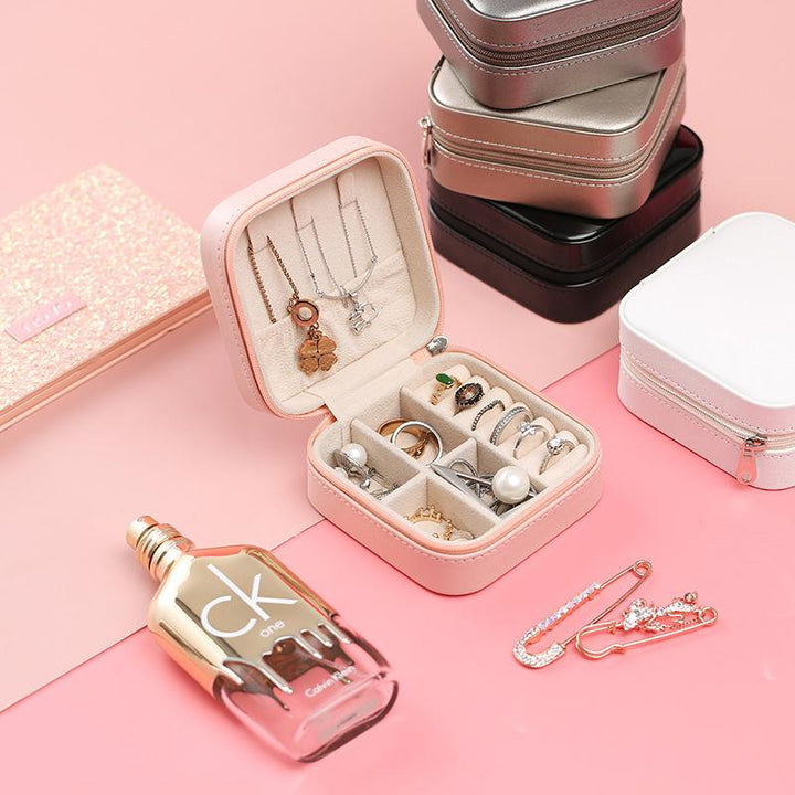 de bijoux - Store your treasures stylishly! | Stornfield