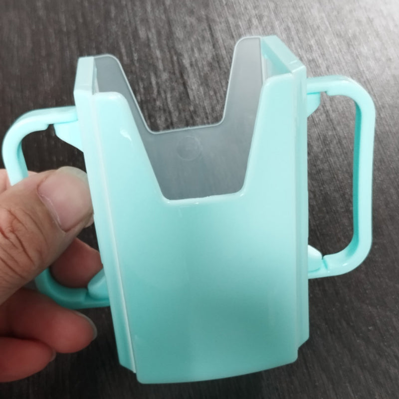 Spill-proof drink holders for children | Stornfield