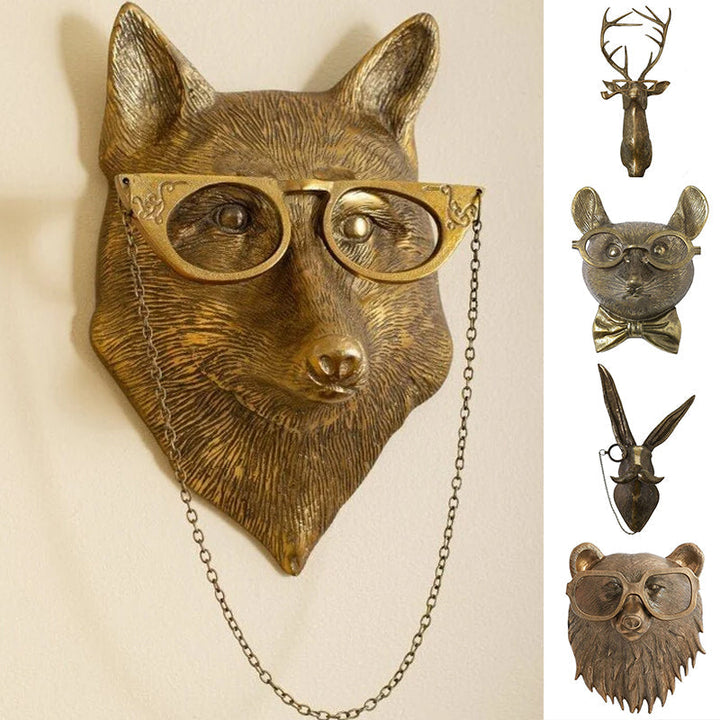 Stornfield | Tiger head resin pendant