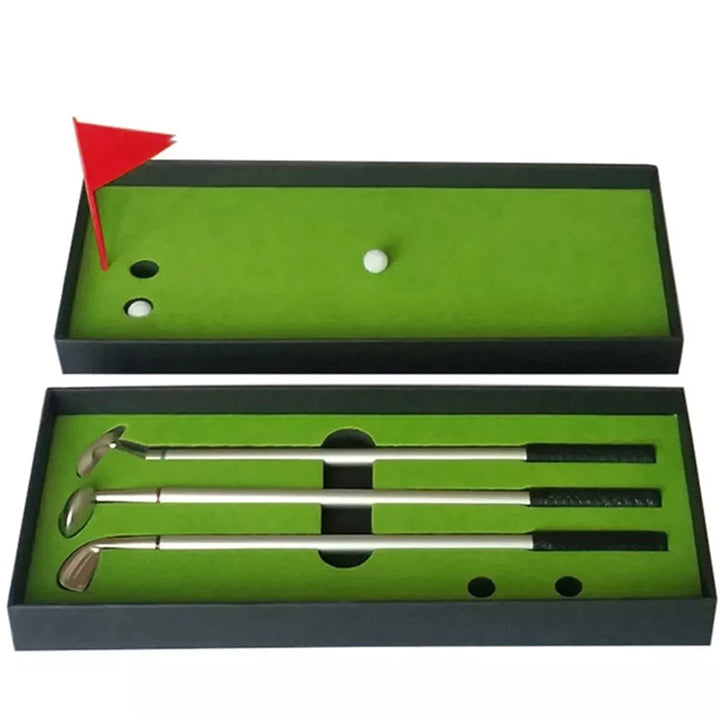 Golf gift with Stornfield putting green