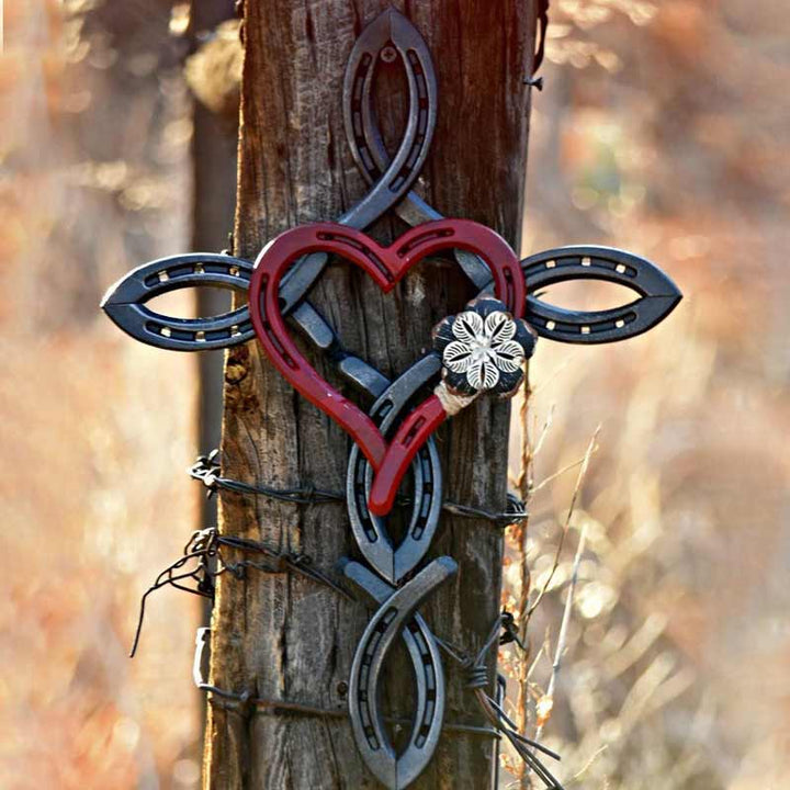 Stornfield | Horseshoe with heart