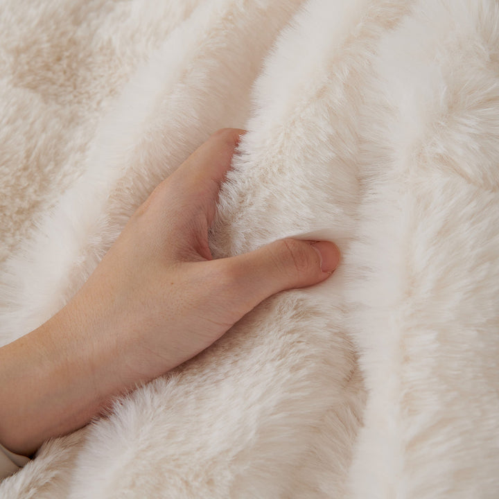 Luxe Ripple Faux Fur Sofa Cover - Modern, Stylish & Durable Sofa Protection | Stornfield